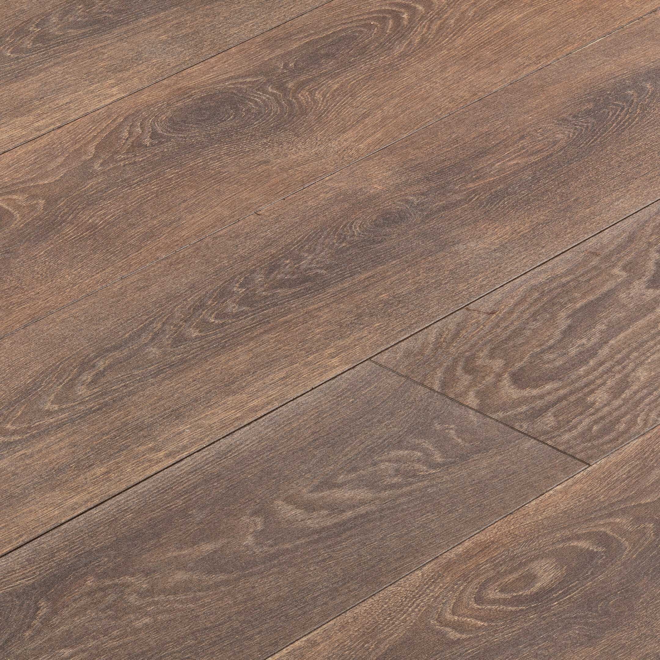 Ламинат 33 класс Ultradecor Expert Choice дуб шейр 1,48 кв.м 12 мм с фаской